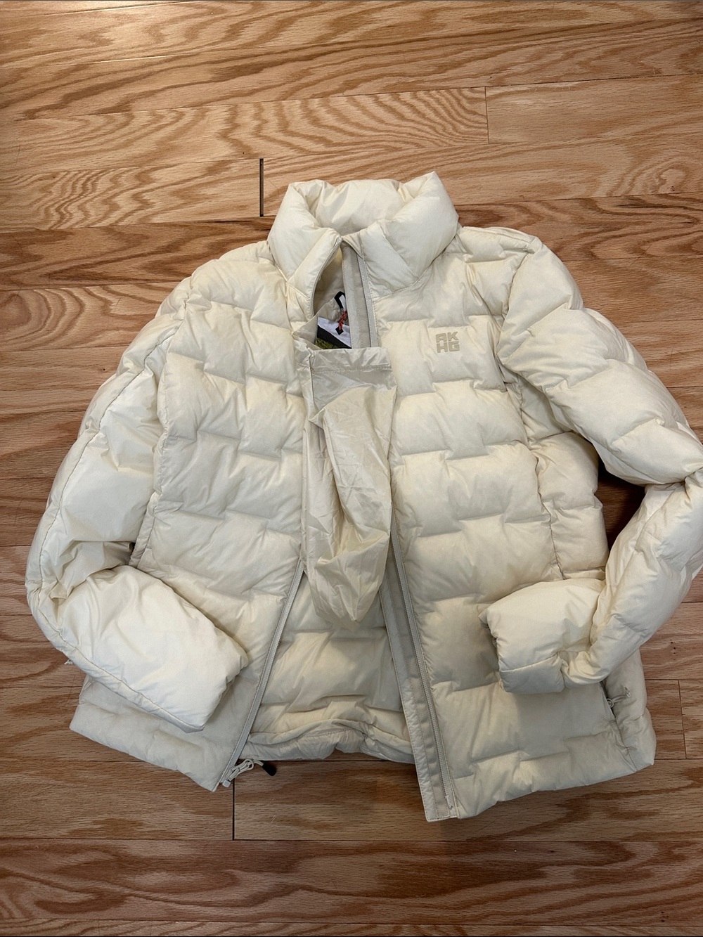 Duluth Trading Co Cream Quilted Down Puffer Jacket
